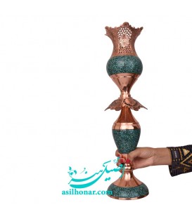 Vase tulipe incrusté en turquoise 